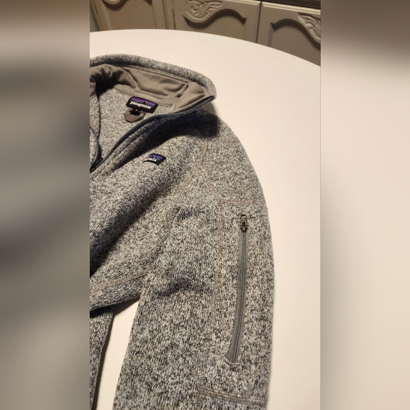 Patagonia Grey Woman's 1/3 Zip Up - Picture 3 of 7